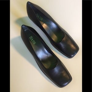 Bass Black leather heels, 11M, new, $55 firm.